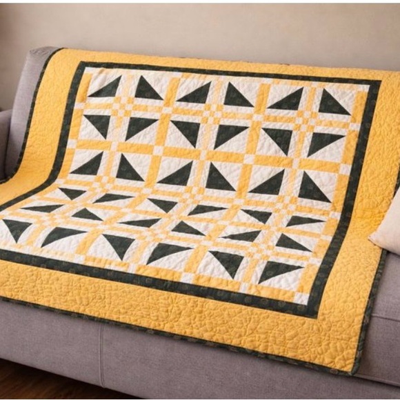 Handmade cotton patchwork quilt - Picture 1 of 4